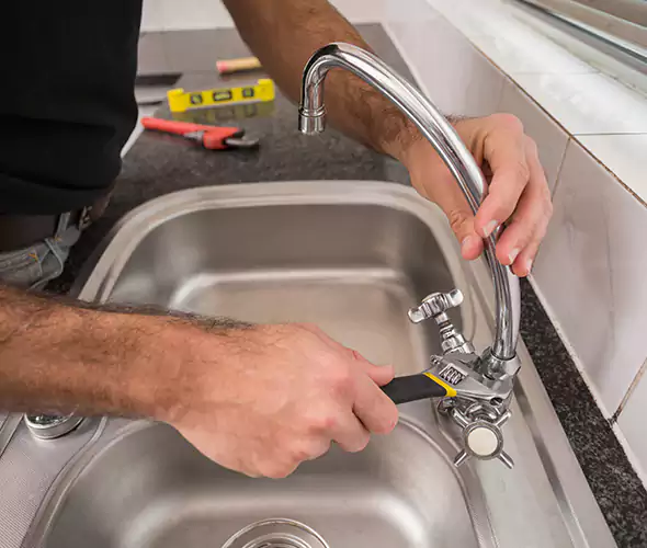 Local Experts for Faucet Repair in Highland Park, IL:Schedule Affordable Faucet Repair Services with Us