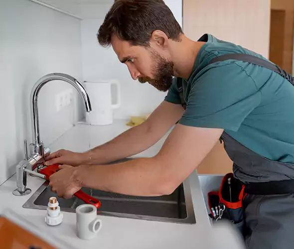 Professional Faucet Replacement Specialist in Highland Park, IL: Schedule Affordable Faucet Replacement Services with Us