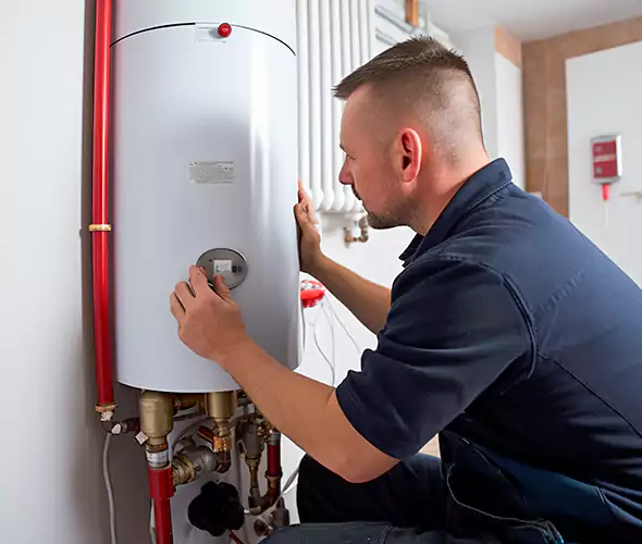 Expert Plumber for Gas Water Heater Replacement in Highland Park, IL: Schedule Affordable Replacement Services with Us