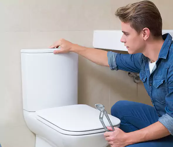 Expert Plumber for Toilet Replacement in Highland Park, IL: Schedule Affordable Toilet Replacement Services with Us