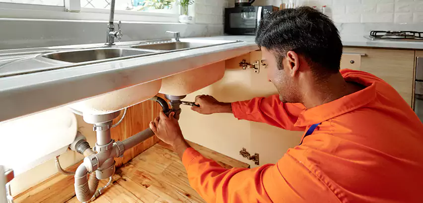 Plumbing Leak Repair in Highland Park, IL