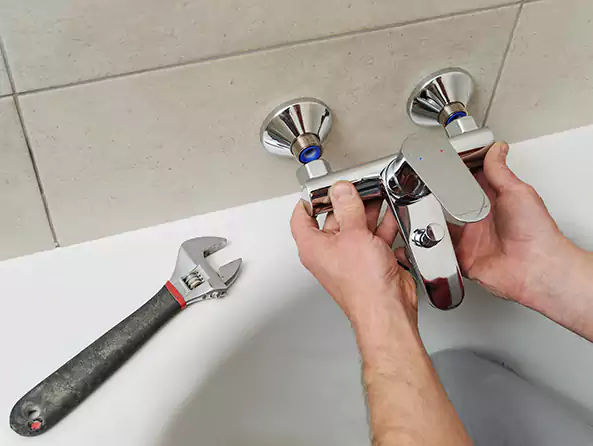 Why Choose Highland Park Plumbing Pro for Bathtub Faucet Replacement in Highland Park, IL?